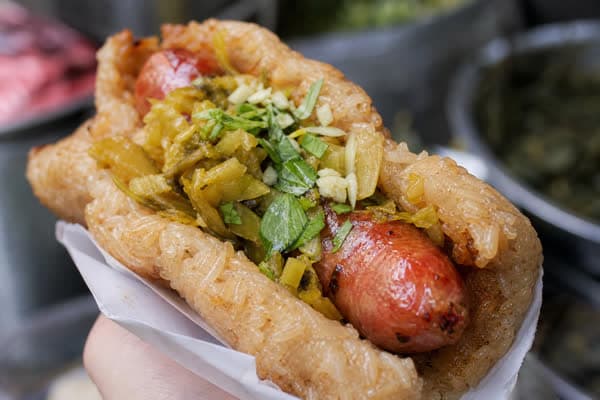 腸詰めライスバーガー（ダーチャンバオシャオチャン）